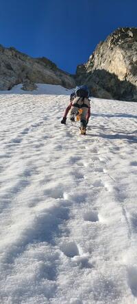 Accès vers le couloir de la brèche Accès vers le couloir de la brèche